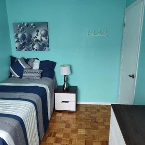 4 1/2 à louer - Photo 2