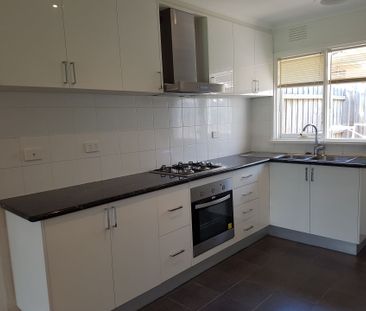 Unit in a Desirable Noble Park Location - Photo 5