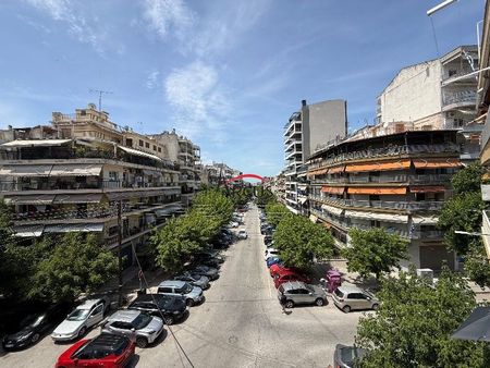 Διαμέρισμα για ενοικίαση Κέντρο (Χαριλάου) - Photo 5