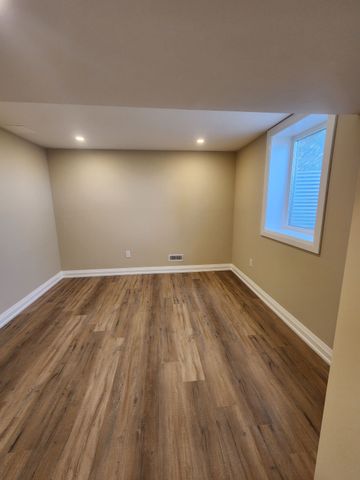 For Lease - 744 Kennedy Circle, Milton, Ontario - Photo 5