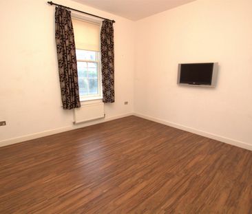 2 bedrooms Apartment for Sale - Photo 3