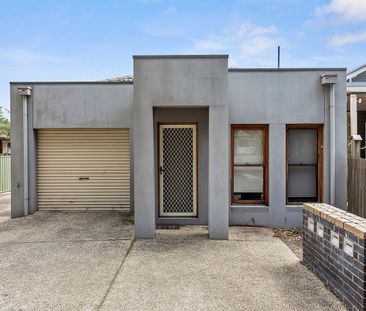 LOW MAINTENANCE LIVING CLOSE TO LAKE WEEROONA - Photo 6