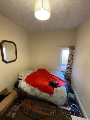 45 St Albans Gardens, Belfast, BT9 5DR - Photo 4