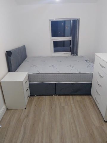 Room in a Shared House, Smithdown Road, L7 - Photo 3