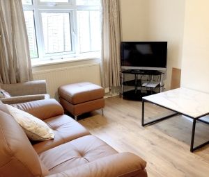 8, Nevinson Grove - Photo 5