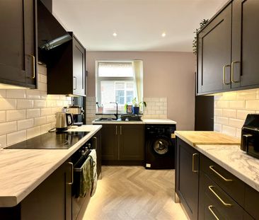 2 bed flat to rent in Ferndene Grove, Newcastle Upon Tyne, NE7 - Photo 5