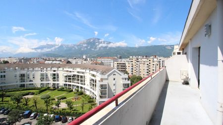 T2 Grenoble - Photo 3