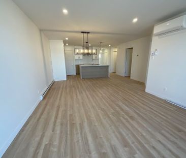 2 CH - 1 SDB - Saint-Lambert-de-Lauzon - $1,430 /mo - Photo 3