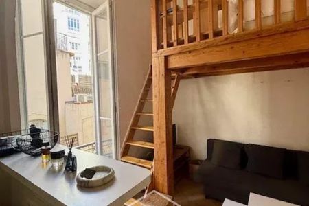 Nice Coeur Centre ville Foch / Dubouchage, dans bel immeuble avec ascenseur, beau studio meublé avec mezzanine - Photo 5