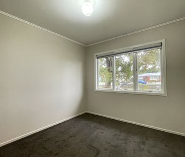 Newly Renovated 3 bedroom home in Otara - Photo 4