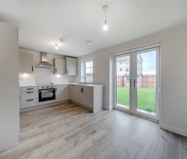 3 bedroom terraced house to rent - Photo 6