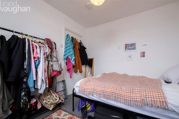 4 bedroom terraced house to rent - Photo 1