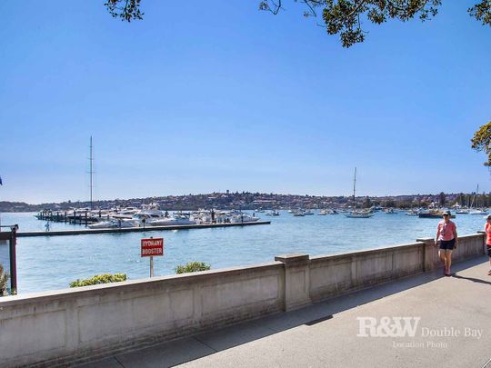 Wonderful Lifestyle & Position (Access via Collins Ave) - Photo 1