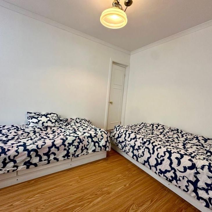 Maison à paliers multiples à louer - Brossard (Noms de rues (M)) Maison à paliers multiples à louer - Brossard (Noms de rues (M)) - Photo 1