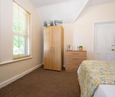 2 bedroom detached house to rent - Photo 4