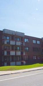 2 CH - 1 SDB - Laval - $1,150 /mo - Photo 3