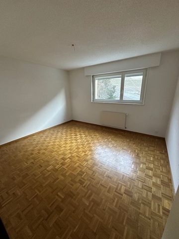 Location pour 1 année – Appartement de 4 pièces - Foto 4