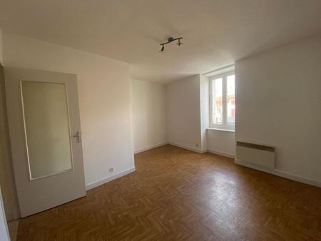 : Appartement 27.3 m² à MONTBRISON - Photo 2