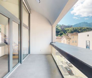 Moderno duplex di 3.5 locali con vista sui castelli con super promo... - Foto 4