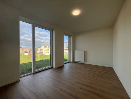 Halfopen nieuwbouwwoning met garage in Varsenare - Photo 2