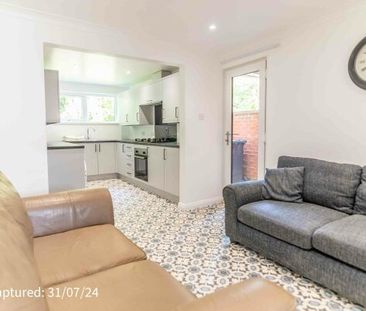 Halifax Court, 35 Peel Close, Heslington - Photo 1