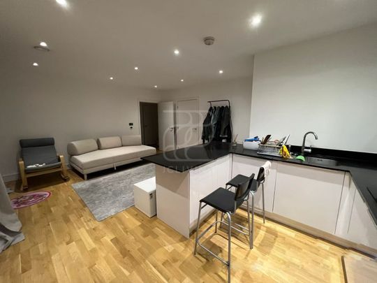 Cityview Point, London E14 - Photo 1