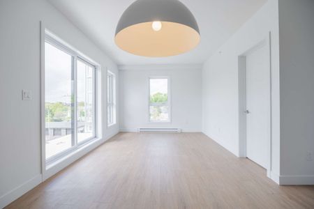 301 · 3e étage - Photo 4