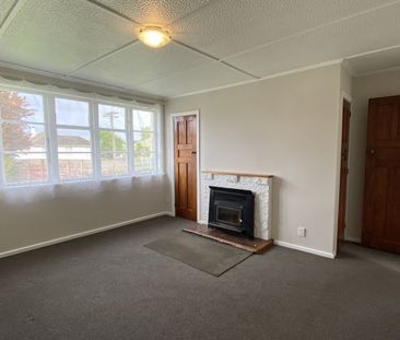 3 Bedroom Home Close to Town - Photo 4