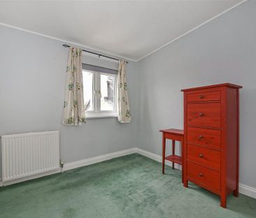 3 bedroom end of terrace house to rent - Photo 5