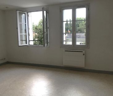 Location Appartement 1 pièce 32m² POITIERS 86000 - Photo 4