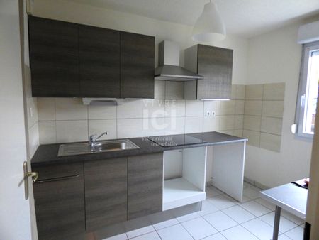 Location Maison 4 pièces 83m² - Photo 4