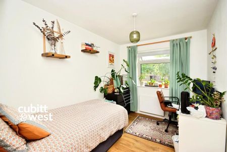 2 bedroom flat to rent - Photo 5