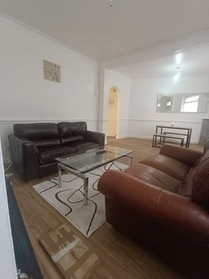 Room in a Shared House, Norway Street, M6 - Photo 1