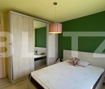 Apartament de inchiriat, cu 2 camere in zona centrala, langa Primarie - Fotografie 1