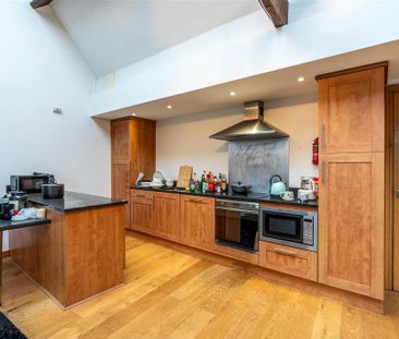 2 bedroom apartment to rent - Photo 5