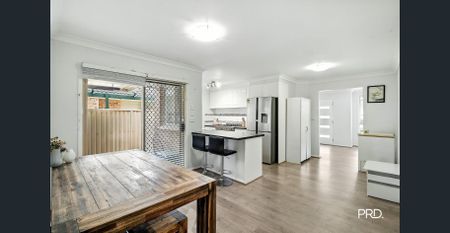 Modern Family Home with Multiple Living Areas - Photo 4