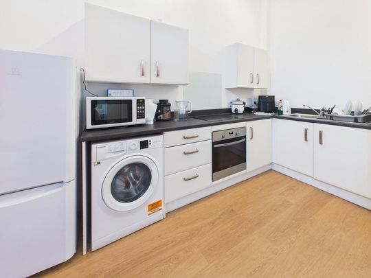 1 bedroom apartment to rent - Photo 1