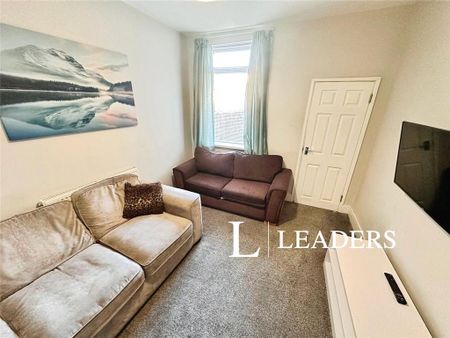3 bedroom terraced house to rent - Photo 2