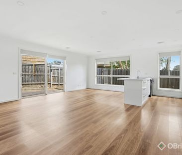 Comfortable Living in a Convenient Location - Photo 5