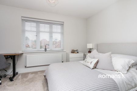 2 bedroom semi-detached house to rent - Photo 3