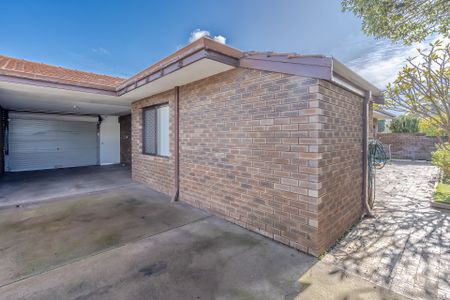 2/39 Allnutt Street, - Photo 4