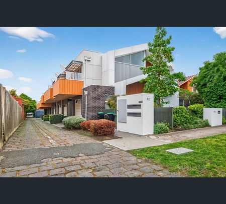 5/82 Shaftesbury Parade, Thornbury, Vic 3071 - Photo 3