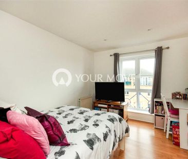 3 bedroom penthouse to rent - Photo 2