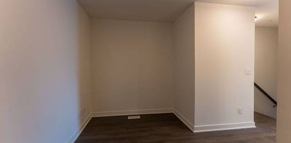 2+1 Bedroom, 3 Bathroom - Canary Commons - Photo 2