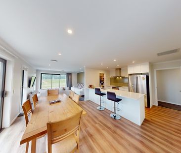 Fitzherbert - 4 Bedrooms - Photo 3