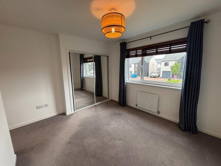 4 bedroom detached house to rent - Photo 5