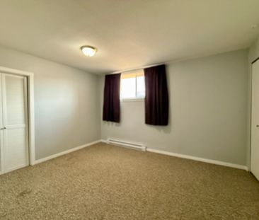 Immaculate 3 Bdrm Suite in Rutland - Photo 4