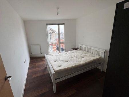 3 bedroom flat to rent - Photo 3