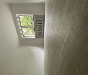 Ruhiges Wohnen: bezugsfertige 3,5-Zimmer-Wohnung (optional mit Miet... - Photo 1