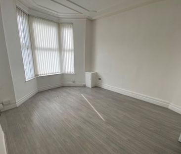 1 Bed Flat, Spellow Lane, L4 - Photo 1